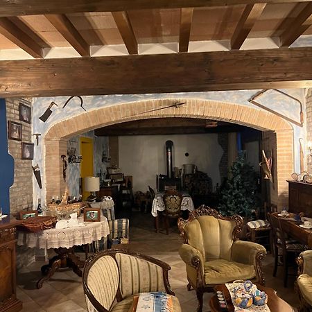 La Frasca Bed and Breakfast Coltaro Buitenkant foto